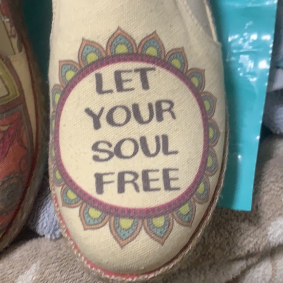 Goby Slip On Shoes - Picture 7 of 8